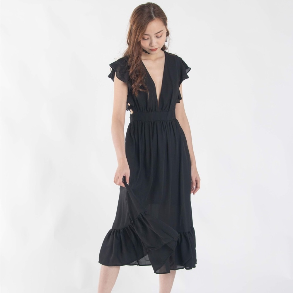 Sleeveless V-neck Ruffled Midi Dress